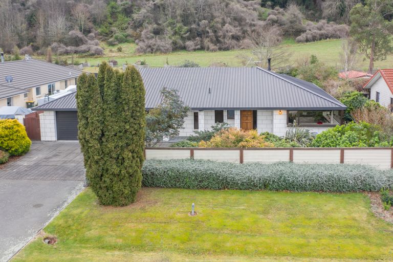 Photo of property in 19 Railway Terrace, Glentunnel, Coalgate, 7673