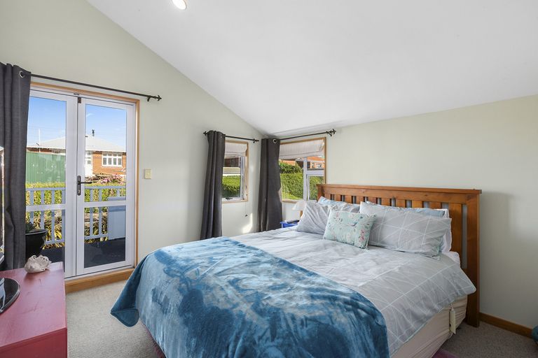 Photo of property in 16 Scoular Street, Maryhill, Dunedin, 9011