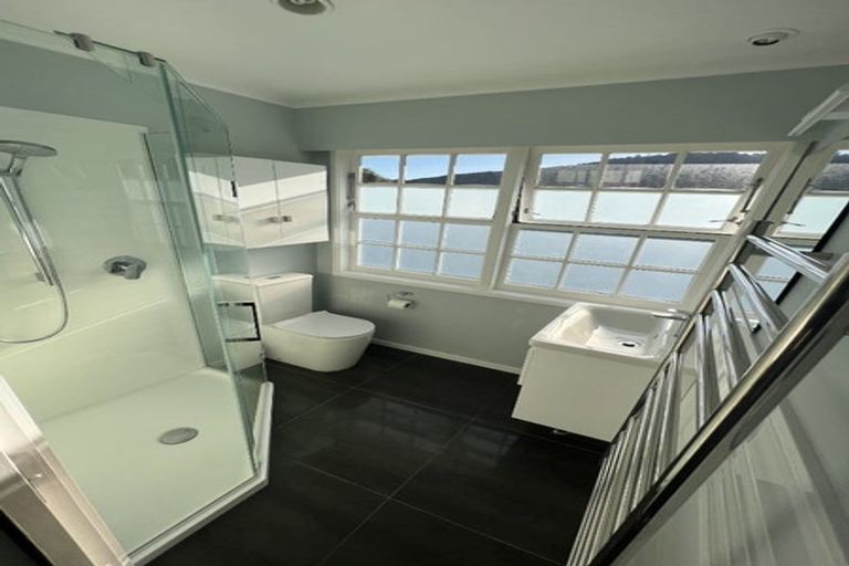 Photo of property in 66 Cashmere Avenue, Khandallah, Wellington, 6035