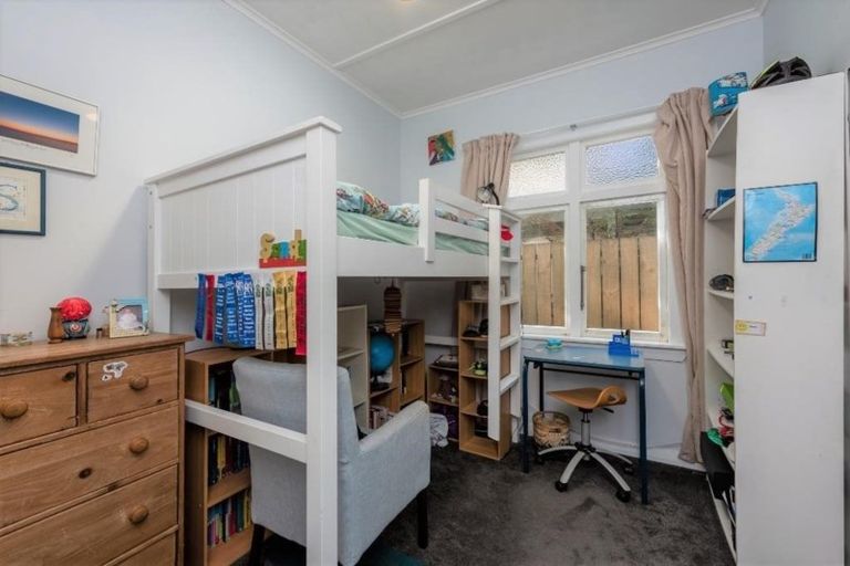 Photo of property in 43 Kano Street, Karori, Wellington, 6012