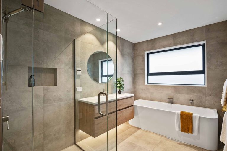 Photo of property in 5 Ferbane Way, Halswell, Christchurch, 8025