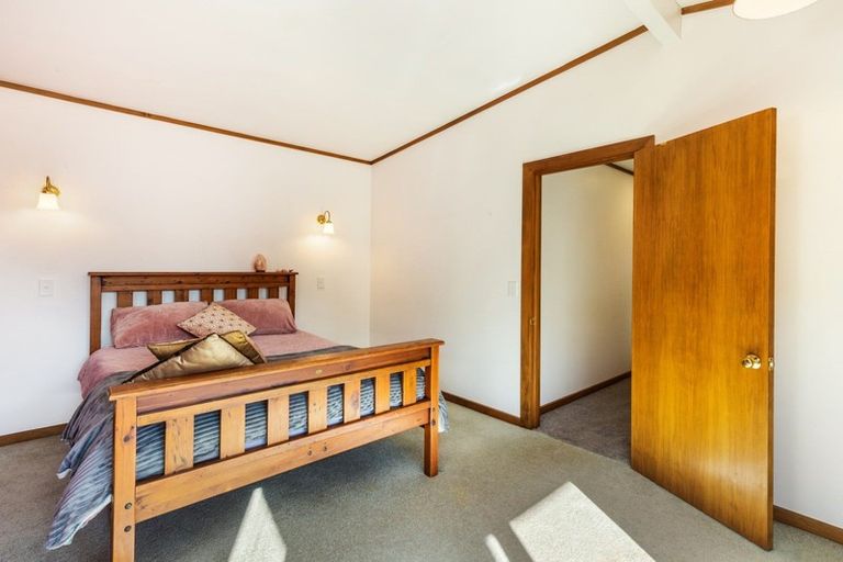 Photo of property in 50 Chesham Avenue, Waipahihi, Taupo, 3330