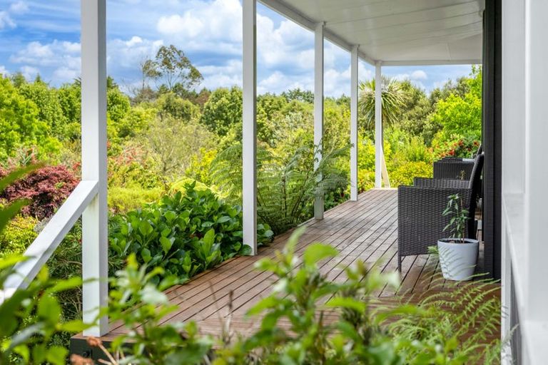 Photo of property in 68 Wiroa Road, Kerikeri, 0293