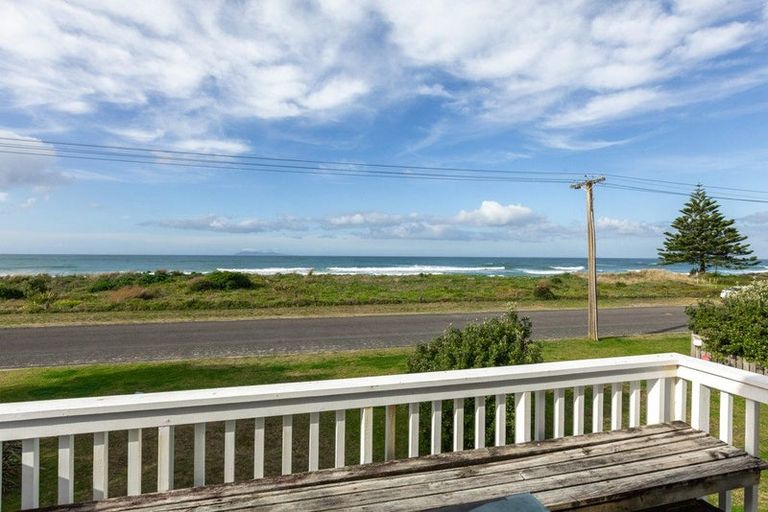 Photo of property in 112 Broadway Road, Waihi Beach, 3611