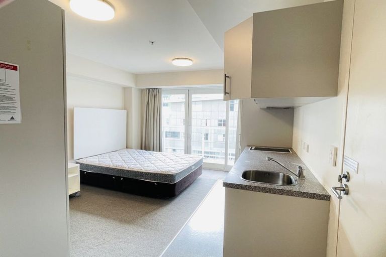 Photo of property in The Peak Apartments, 1001/170 Taranaki Street, Te Aro, Wellington, 6011