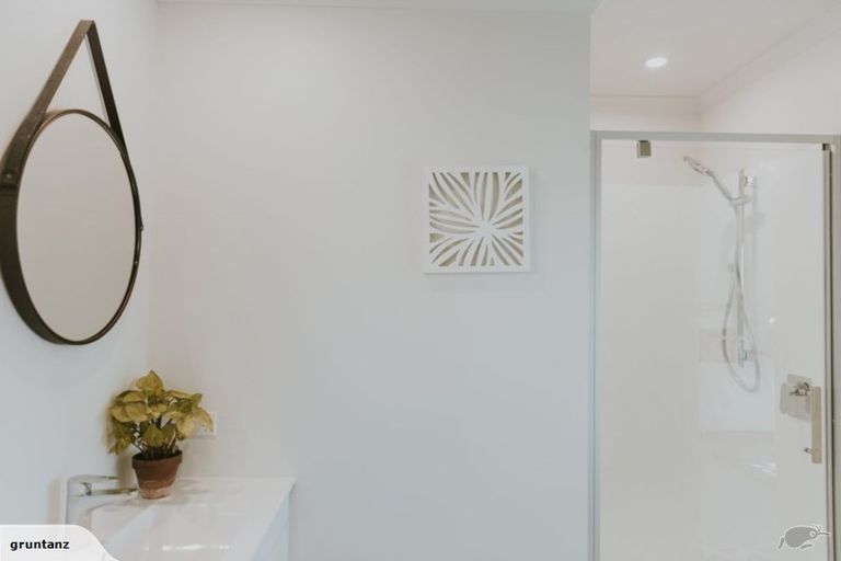 Photo of property in 39b Hetley Crescent, Taradale, Napier, 4112