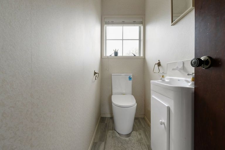 Photo of property in 8 Titoki Place, Pukete, Hamilton, 3200