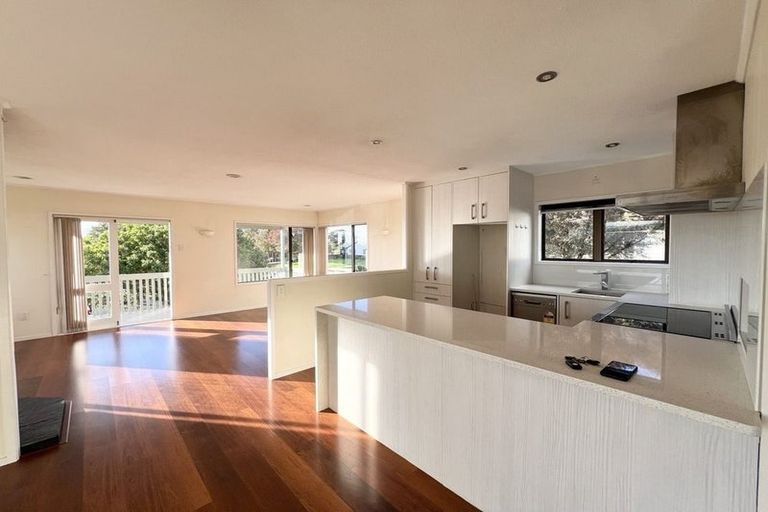 Photo of property in 46 Marendellas Drive, Bucklands Beach, Auckland, 2014