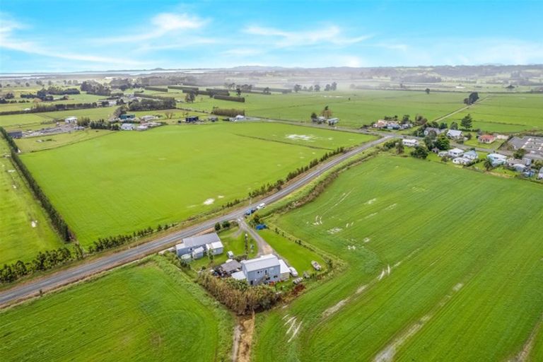 Photo of property in 25a-b Spains Road, Awanui, 0486