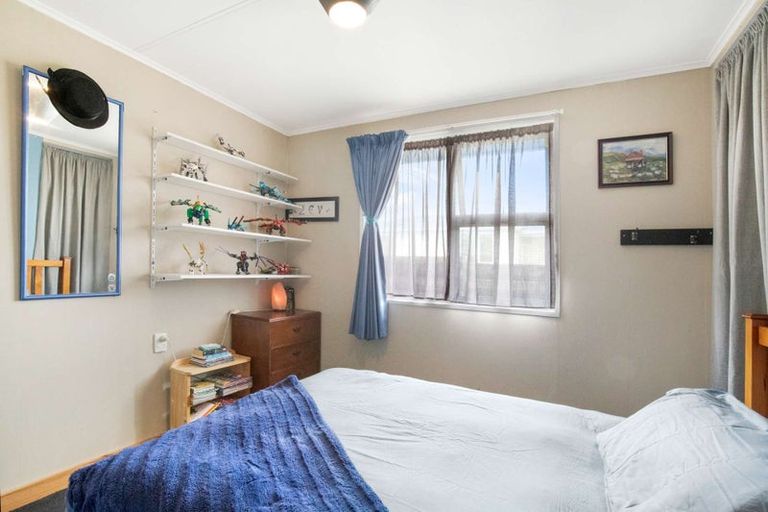 Photo of property in 11 Bovis Street, Shannon, 4821