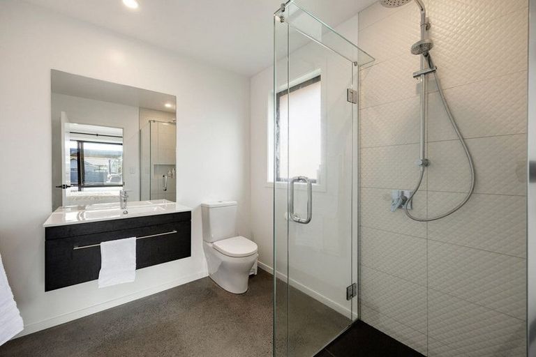 Photo of property in 15 Moemoea Place, Cambridge, 3434