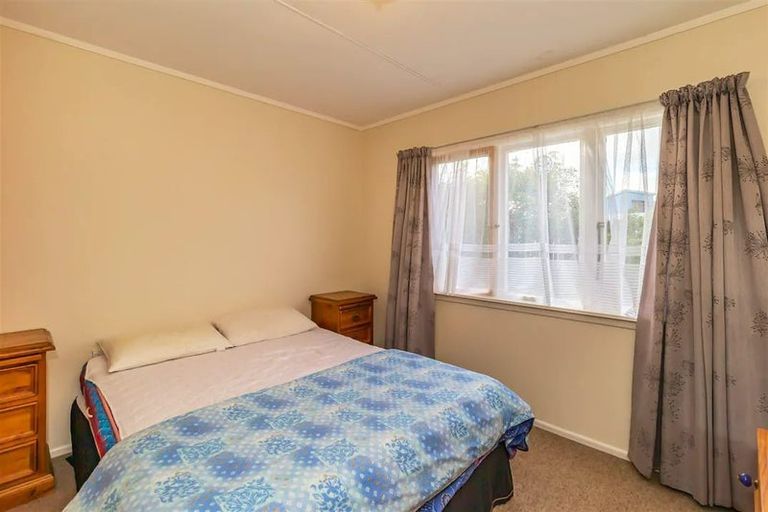 Photo of property in 619 Waitarere Beach Road, Waitarere Beach, Levin, 5510