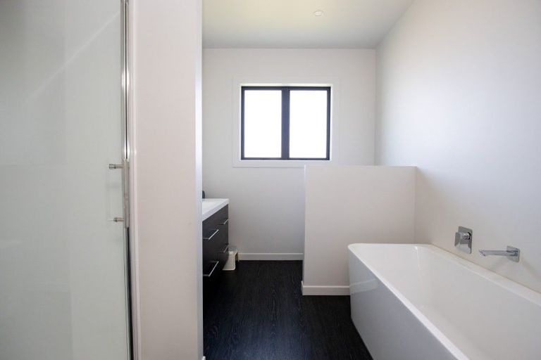 Photo of property in 3 Mcquarrie Place, Ngatea, 3503