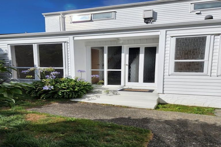 Photo of property in 46 Rajkot Terrace, Broadmeadows, Wellington, 6035