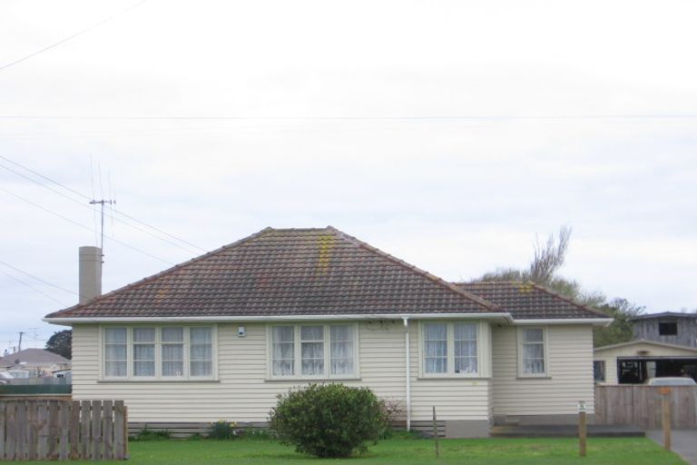 Photo of property in 35 Coley Street, Foxton, 4814