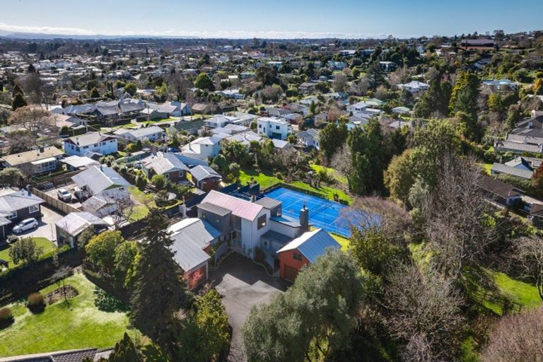 Photo of property in 50 Iona Road, Havelock North, 4130