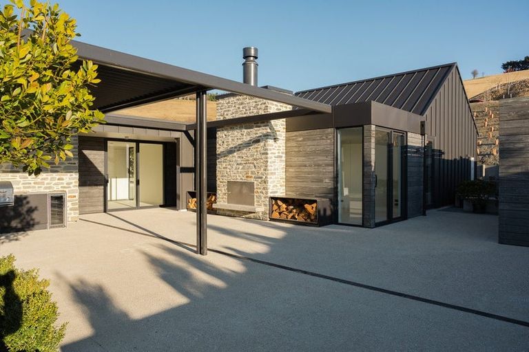 Photo of property in 207 Littles Road, Dalefield, Queenstown, 9371