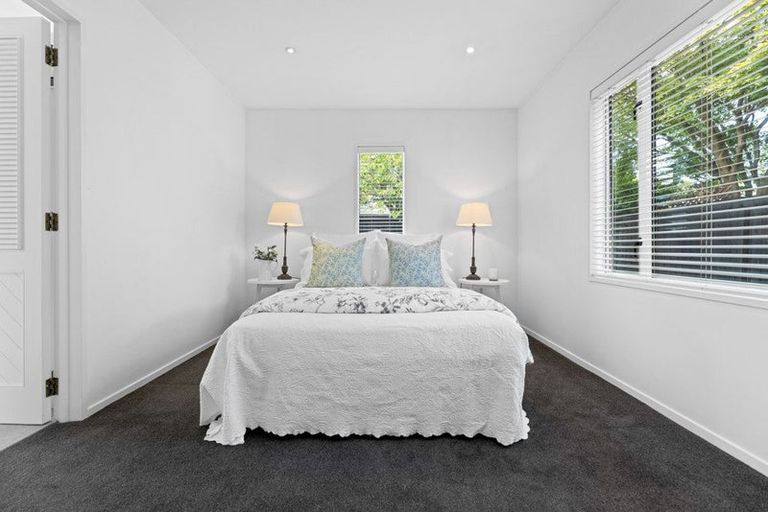 Photo of property in 137c Memorial Avenue, Burnside, Christchurch, 8053