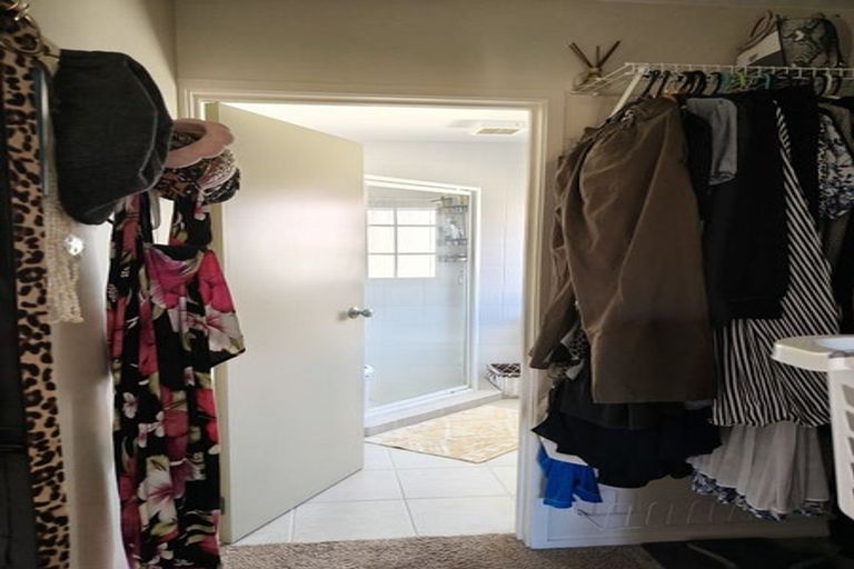 Photo of property in 30 Parkwood Crescent, Gulf Harbour, Whangaparaoa, 0930