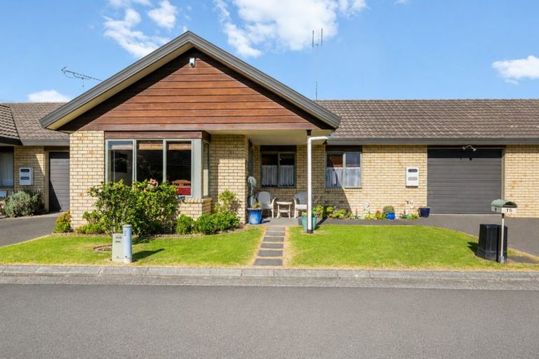 Photo of property in 15/262 Centreway Road, Orewa, 0931