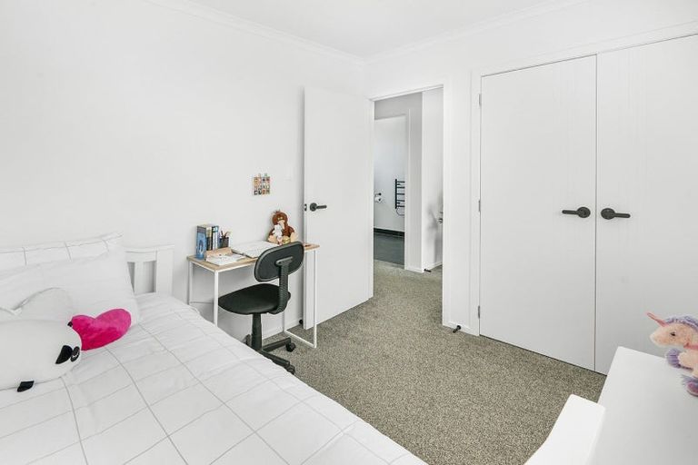 Photo of property in 2/12 Liston Crescent, Hillcrest, Hamilton, 3216