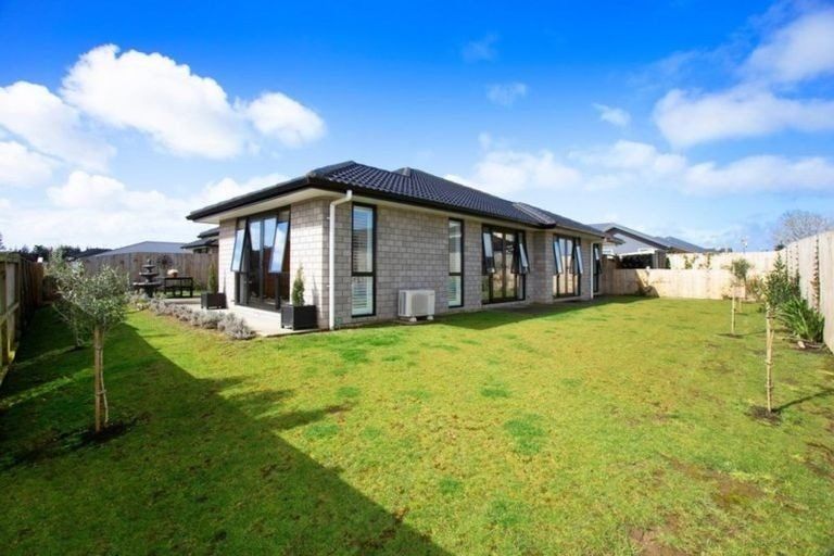 Photo of property in 6 Tilly Lane, Huapai, Kumeu, 0810
