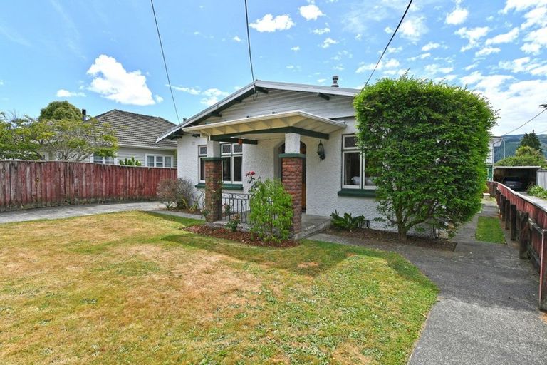 Photo of property in 70 Martin Street, Wallaceville, Upper Hutt, 5018