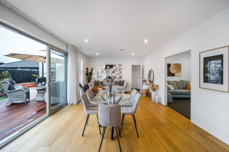 Photo of property in 2 Guyon Street, Marshland, Christchurch, 8083