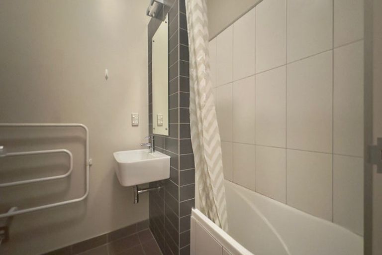 Photo of property in Vespa Apartments, 304/20 Hanson Street, Mount Cook, Wellington, 6021