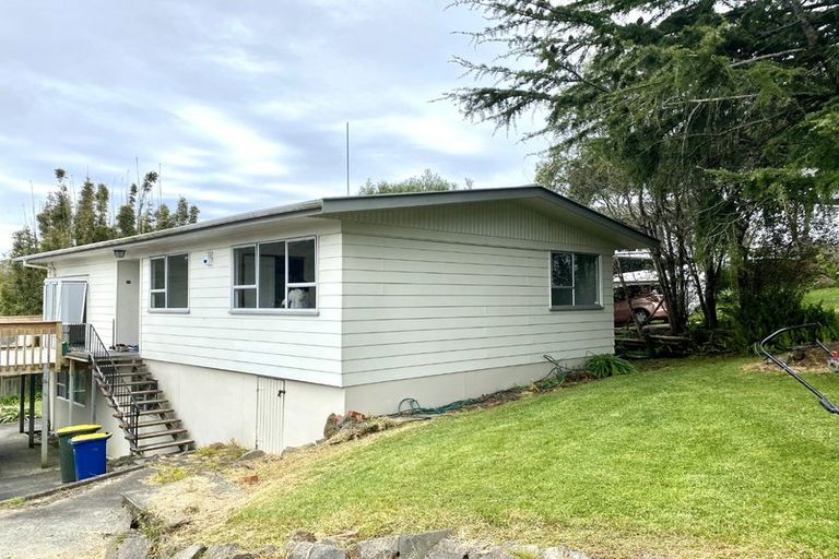 Photo of property in 88 Spinella Drive, Bayview, Auckland, 0629