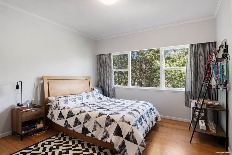 Photo of property in 37 Park Road, Glenfield, Auckland, 0629