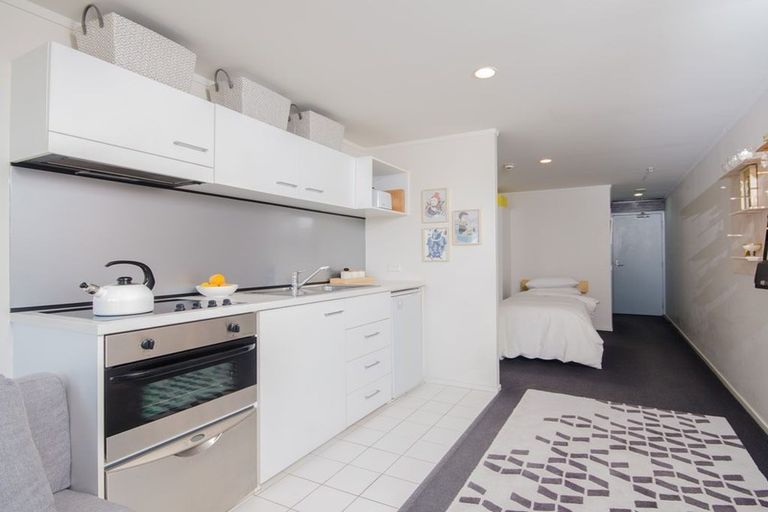 Photo of property in Waldorf Bankside Apartments, 4e/8 Bankside Street, Auckland Central, Auckland, 1010