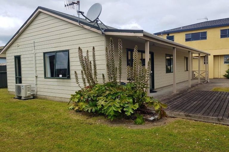 Photo of property in 33 Ruahine Street, Roslyn, Palmerston North, 4414