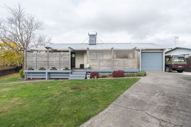 Photo of property in 25 Garland Drive, St Andrews, Hamilton, 3200