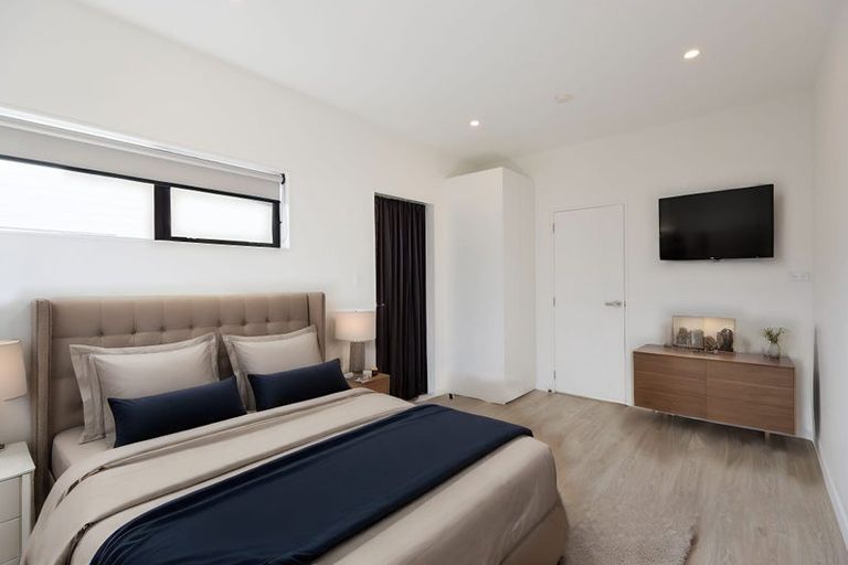 Photo of property in 24 Tukauri Place, Papakura, 2110