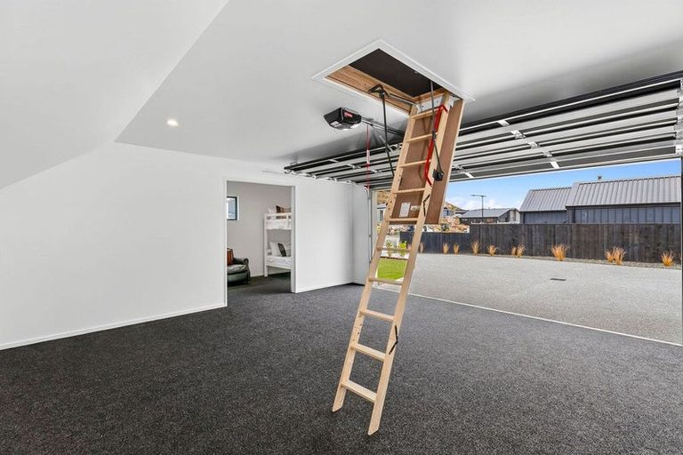 Photo of property in 39 Atkins Road, Luggate, Wanaka, 9382