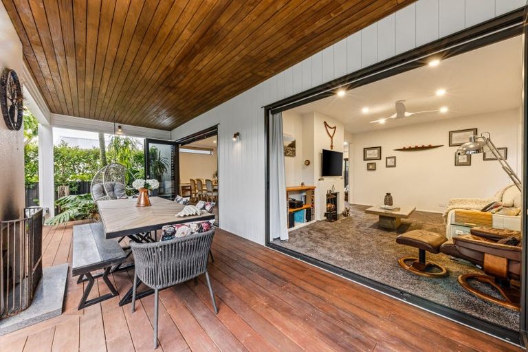 Photo of property in 46 St Michaels Avenue, Point Chevalier, Auckland, 1022