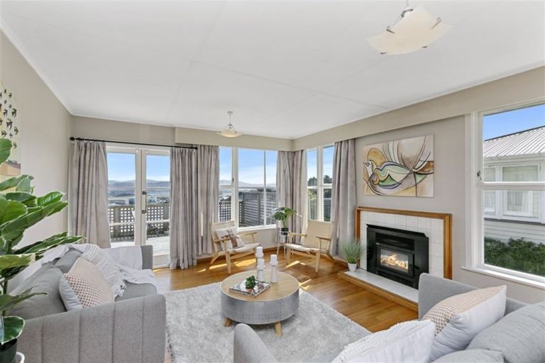 Photo of property in 18 Ahuriri Street, Strathmore Park, Wellington, 6022