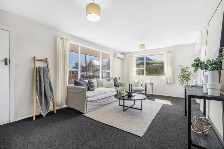 Photo of property in 1/12 Lees Road, Strowan, Christchurch, 8052