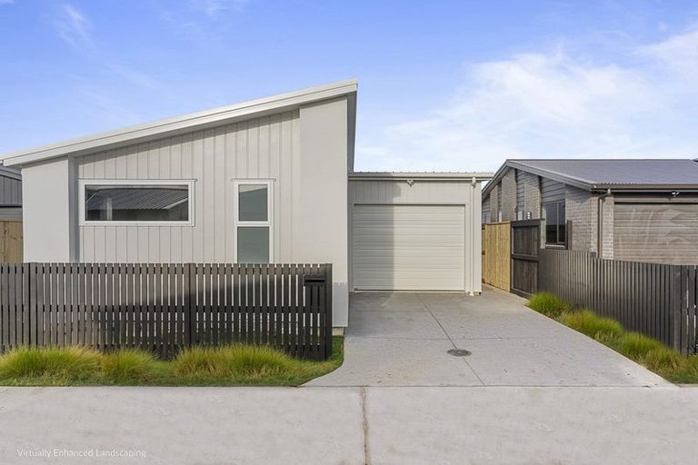 Photo of property in 3 Whau Lane, Papamoa, 3118