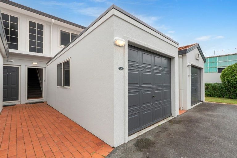 Photo of property in 2/111 Santa Monica Drive, Papamoa Beach, Papamoa, 3118