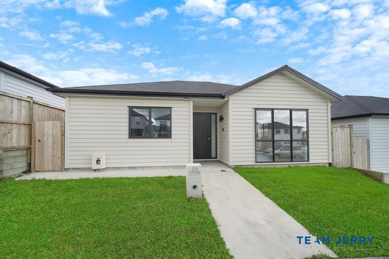 Photo of property in 30 Dungloe Avenue, Flat Bush, Auckland, 2019