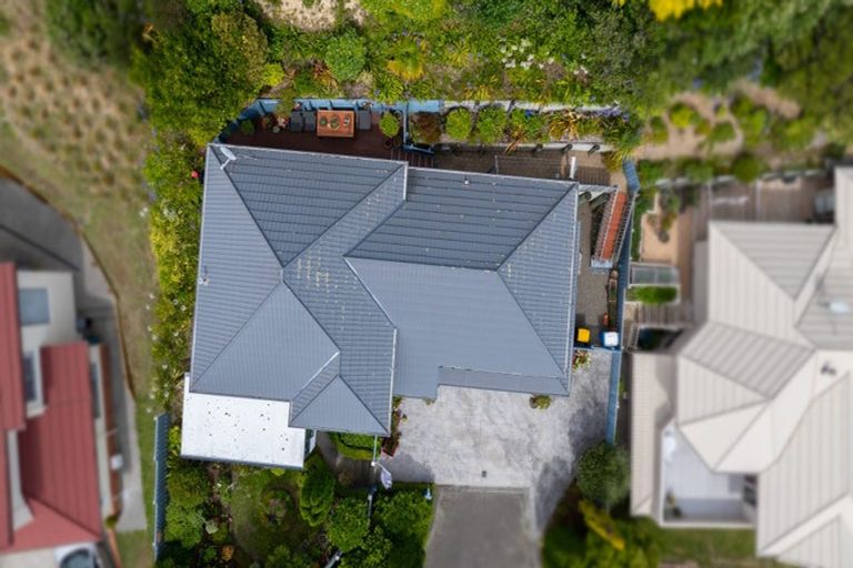 Photo of property in 10 Huxley Grove, Churton Park, Wellington, 6037