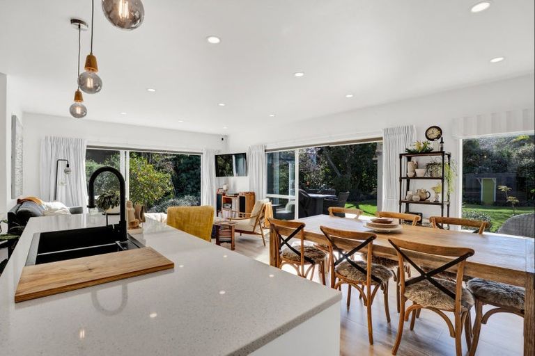 Photo of property in 14a Clawton Street, Westown, New Plymouth, 4310