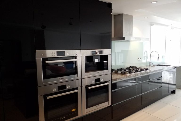 Photo of property in 11 Robieson Street, Roseneath, Wellington, 6011