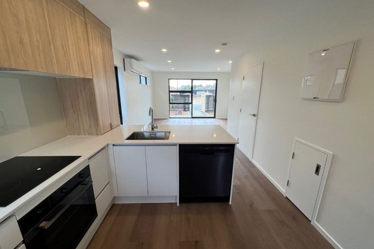 Photo of property in 54 Selo Street, Glen Eden, Auckland, 0602