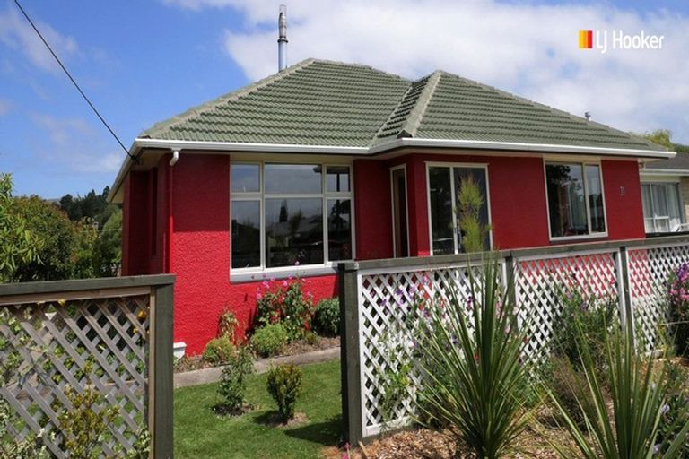 Photo of property in 24 Roseness Street, Palmerston, 9430