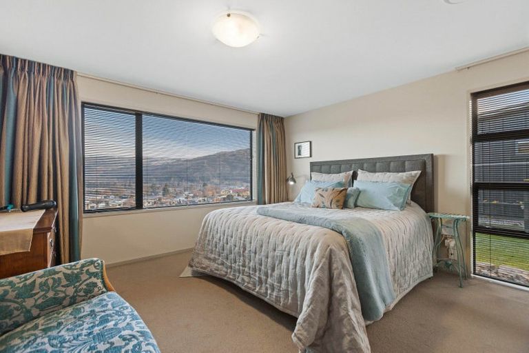 Photo of property in 36 Shields Street, Clyde, 9330