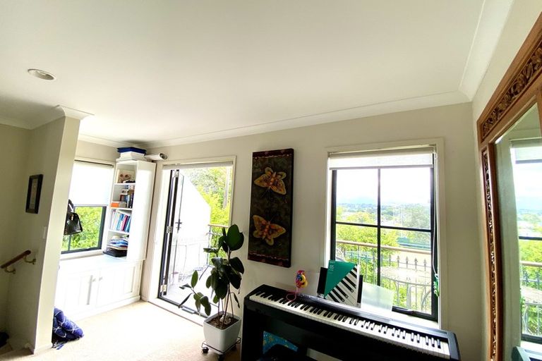 Photo of property in 11/97b Mokoia Road, Birkenhead, Auckland, 0626