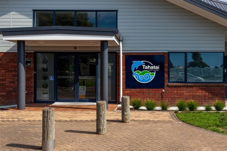 Photo of property in 626 Gloucester Road, Papamoa Beach, Papamoa, 3118